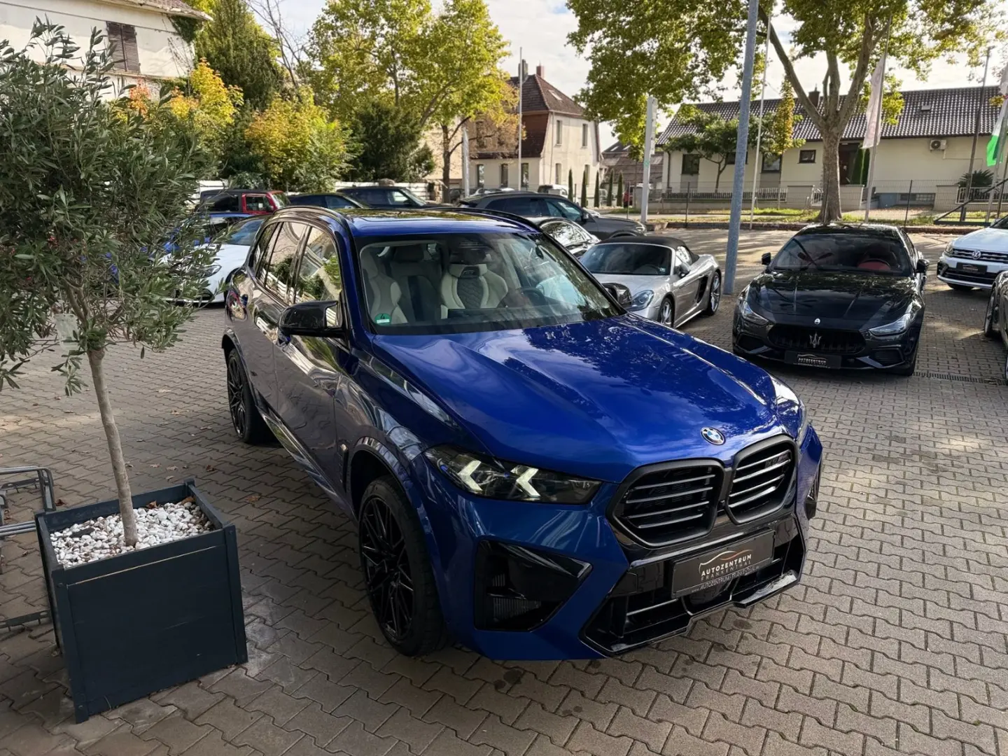 X5 M X5 M Comp B&W AHK SKYL MASSAG PANO CARBON