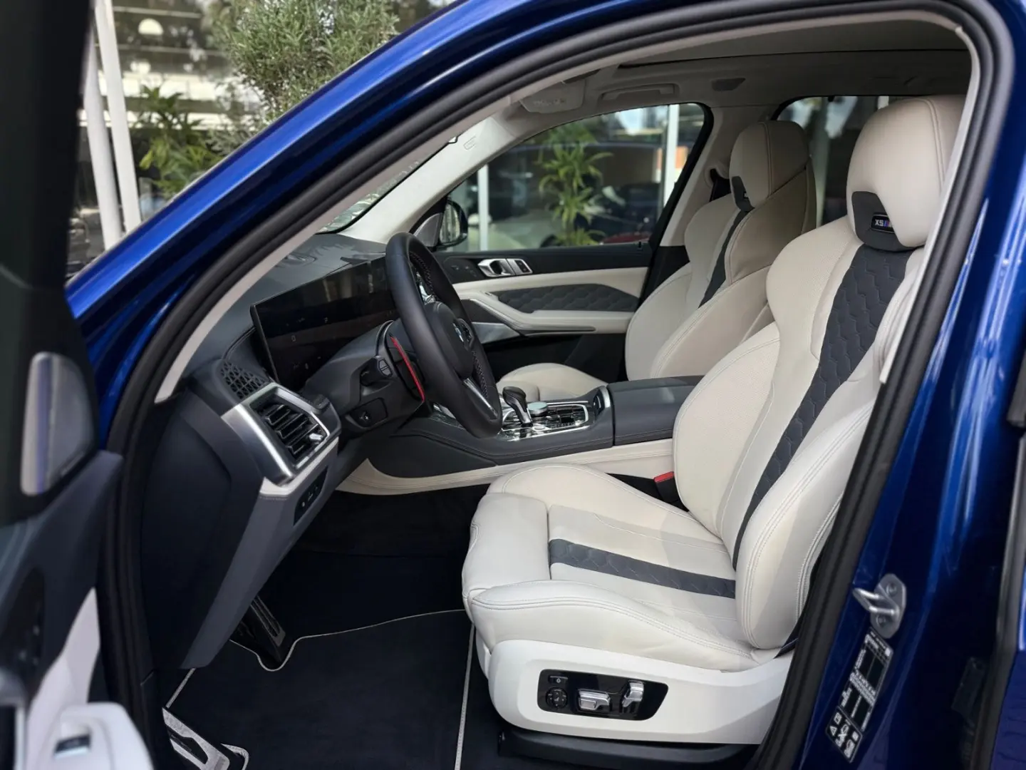 X5 M X5 M Comp B&W AHK SKYL MASSAG PANO CARBON