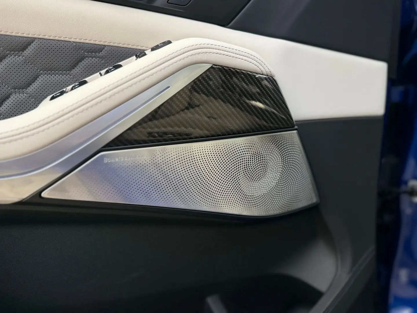 X5 M X5 M Comp B&W AHK SKYL MASSAG PANO CARBON