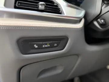 X5 M X5 M Comp B&W AHK SKYL MASSAG PANO CARBON