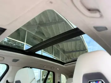 X5 M X5 M Comp B&W AHK SKYL MASSAG PANO CARBON