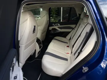 X5 M X5 M Comp B&W AHK SKYL MASSAG PANO CARBON