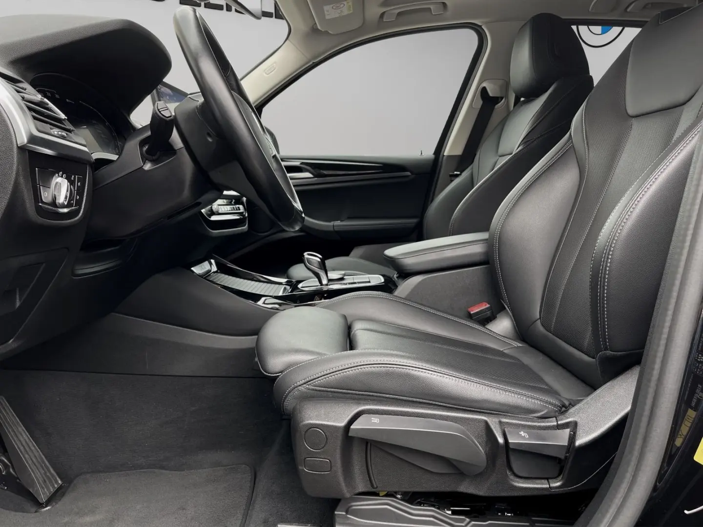 X3 xDrive30e Hifi DAB LiveCockpitProf Sitzheizun