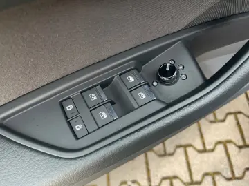 e-tron Sportback 55 quattro advanced 21  LED PDC