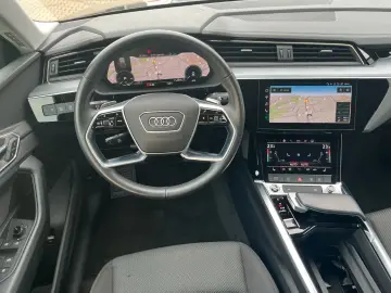 e-tron Sportback 55 quattro advanced 21  LED PDC