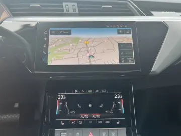 e-tron Sportback 55 quattro advanced 21  LED PDC