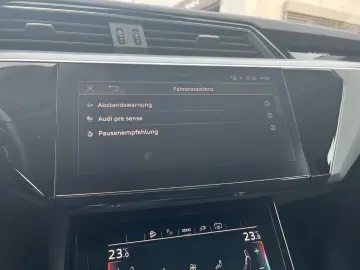 e-tron Sportback 55 quattro advanced 21  LED PDC