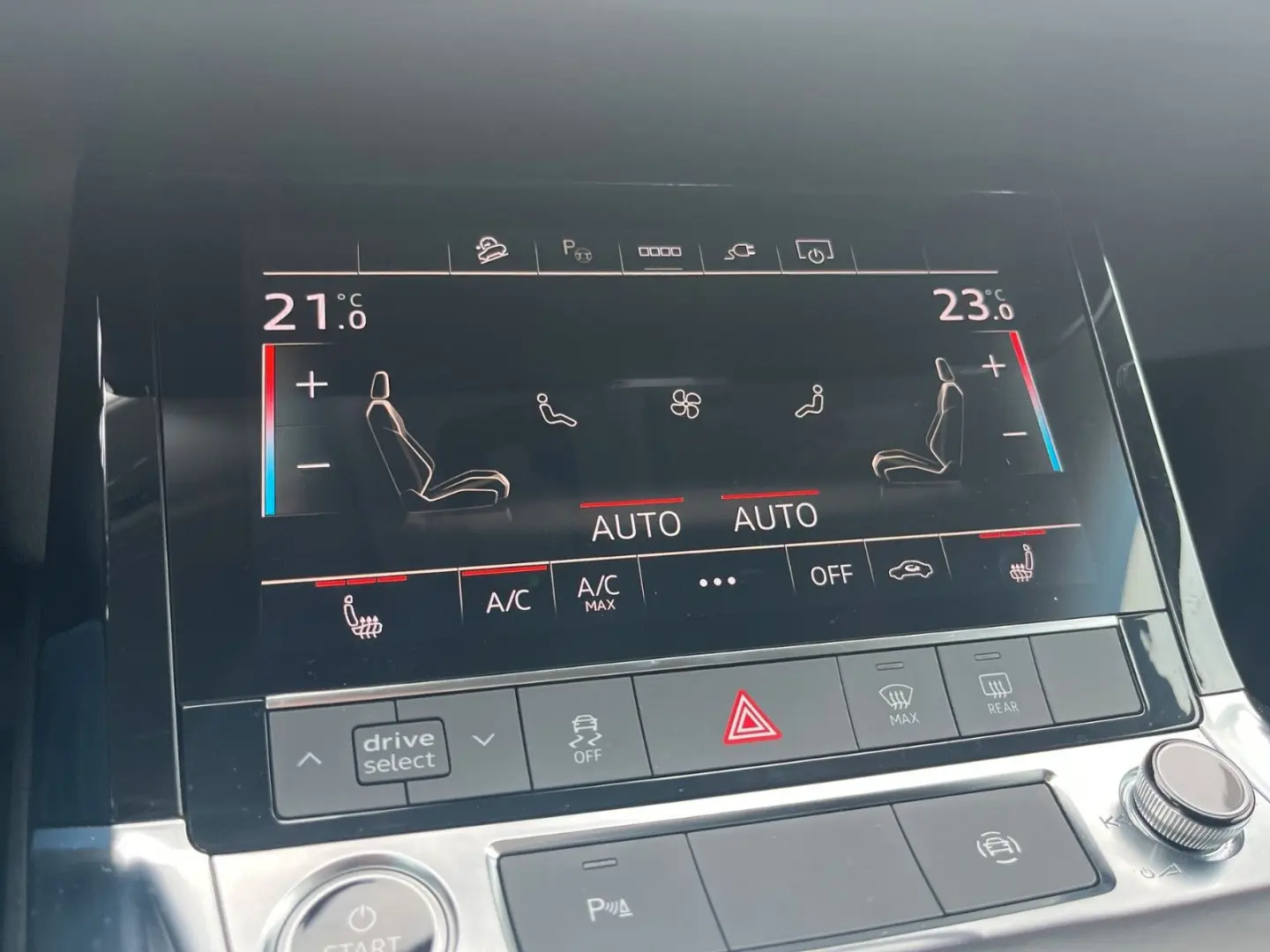 e-tron Sportback 55 quattro advanced 21  LED PDC