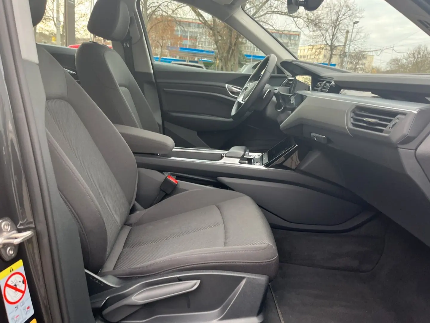 e-tron Sportback 55 quattro advanced 21  LED PDC