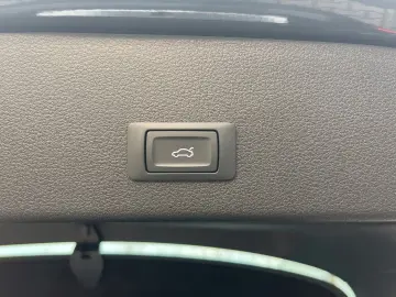 e-tron Sportback 55 quattro advanced 21  LED PDC