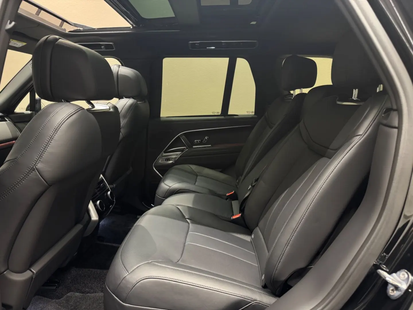 Range Rover D350 Autobiography BLACK-PAKET