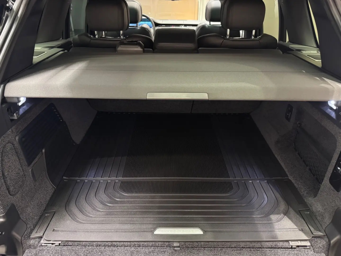 Range Rover D350 Autobiography BLACK-PAKET