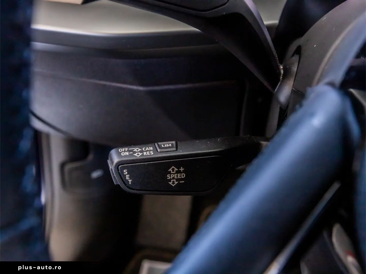 Audi A3    30 TFSI    S tronic    BUSINESS EDITION