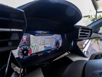 Audi A3    30 TFSI    S tronic    BUSINESS EDITION