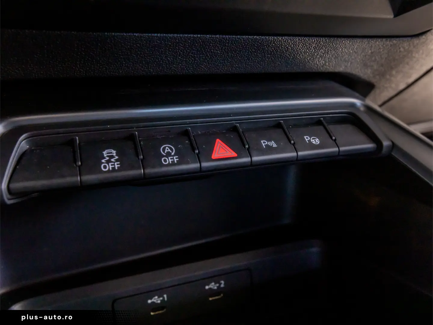 Audi A3    30 TFSI    S tronic    BUSINESS EDITION