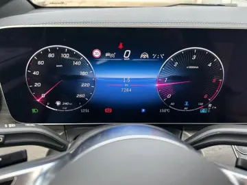 V 300 d 4MATIC AVANTGARDE AMG 360 -Kamera