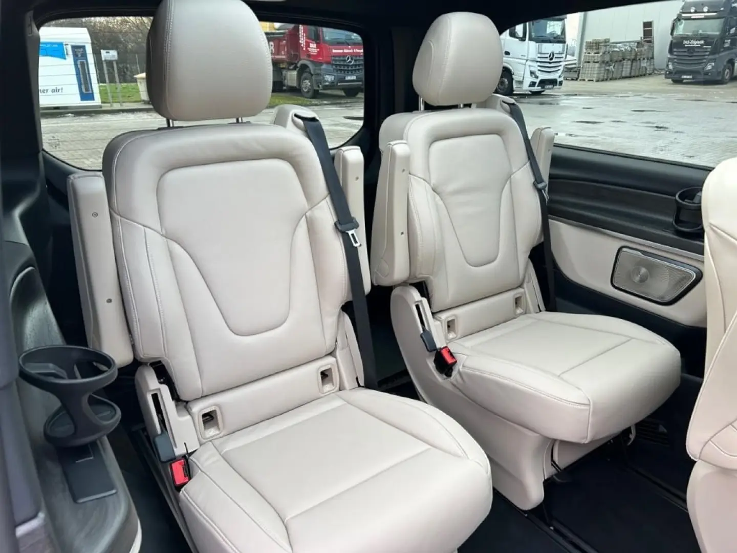 V 300 d 4MATIC AVANTGARDE AMG 360 -Kamera