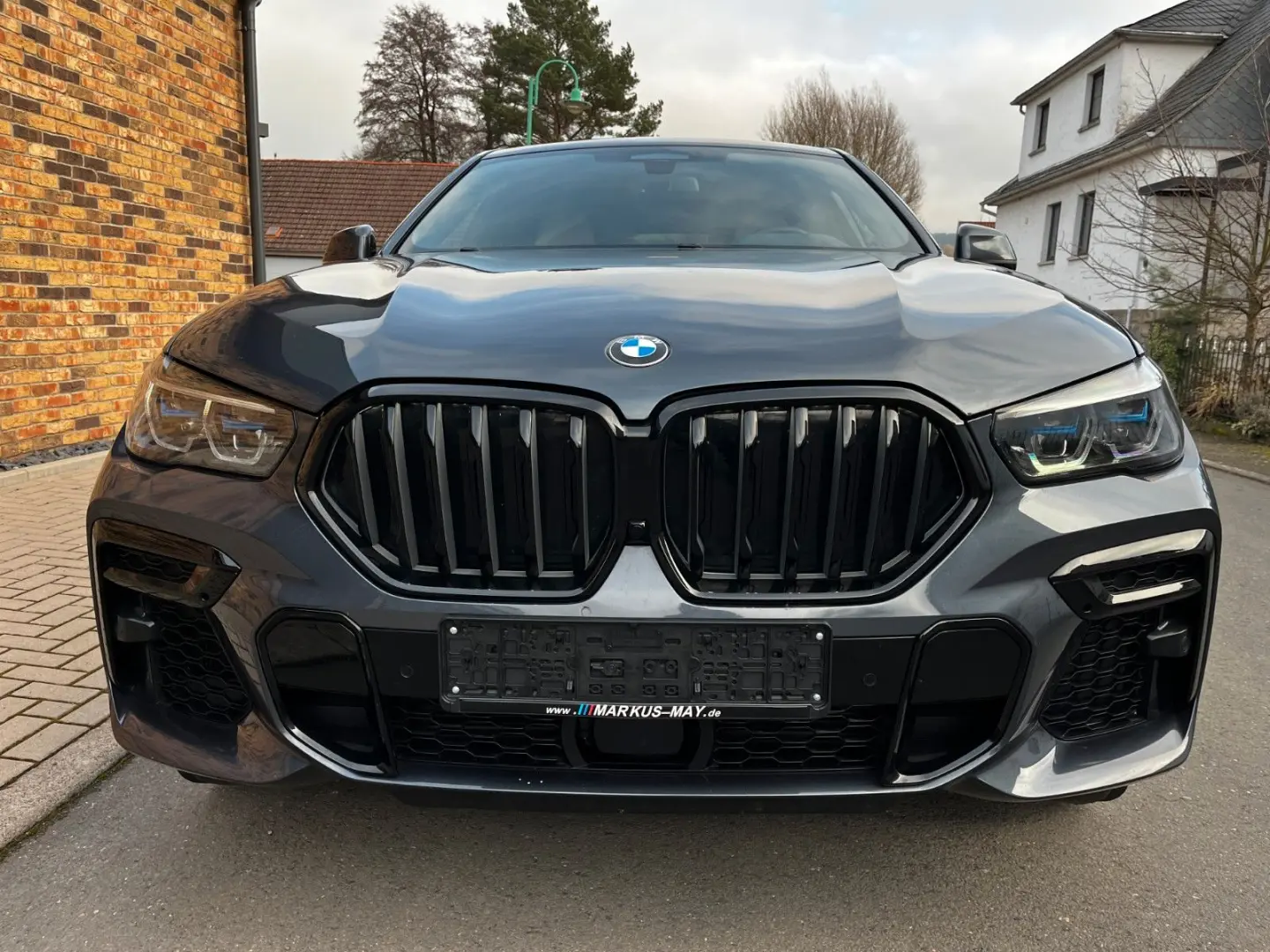 X6 M50i AHK Leder Laser HUD DAProf Standhz