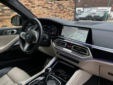 X6 M50i AHK Leder Laser HUD DAProf Standhz