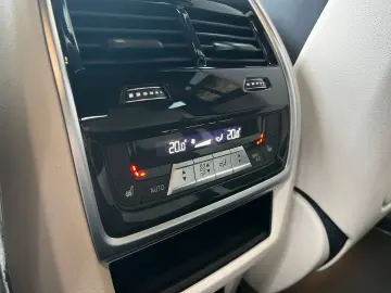 X6 M50i AHK Leder Laser HUD DAProf Standhz