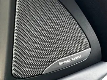 X6 M50i AHK Leder Laser HUD DAProf Standhz