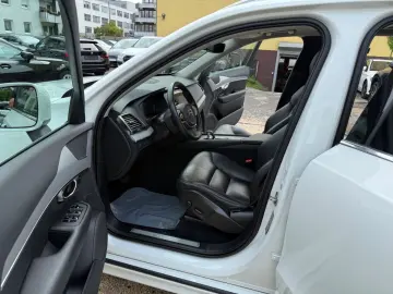 XC90 B5 AWD Geartronic Momentum Pro 7-Sitze Kame