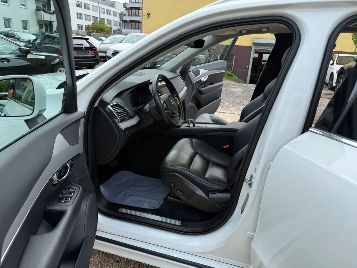 XC90 B5 AWD Geartronic Momentum Pro 7-Sitze Kame