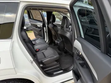 XC90 B5 AWD Geartronic Momentum Pro 7-Sitze Kame