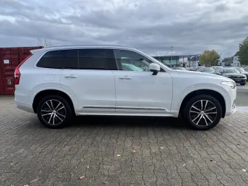 XC90 T8 AWD Inscription Expr. AHK PANO FLED el.S