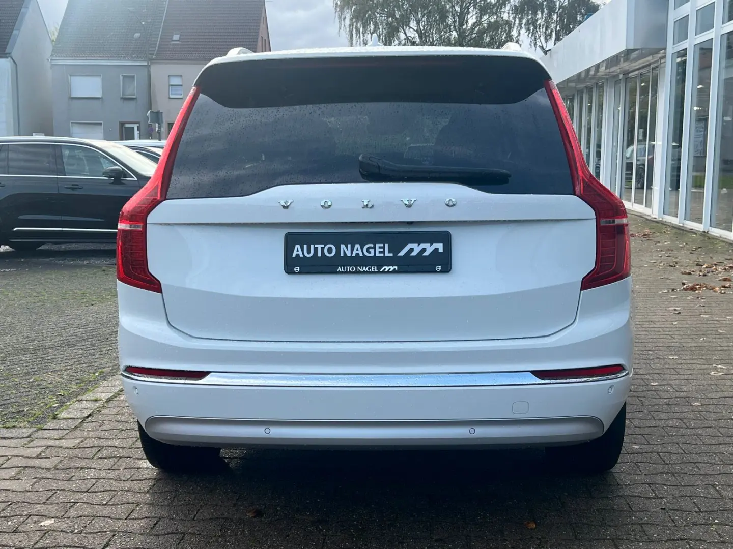 XC90 T8 AWD Inscription Expr. AHK PANO FLED el.S