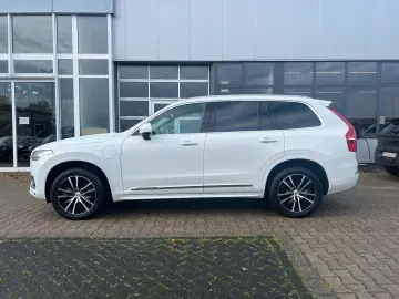 XC90 T8 AWD Inscription Expr. AHK PANO FLED el.S