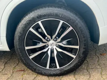 XC90 T8 AWD Inscription Expr. AHK PANO FLED el.S