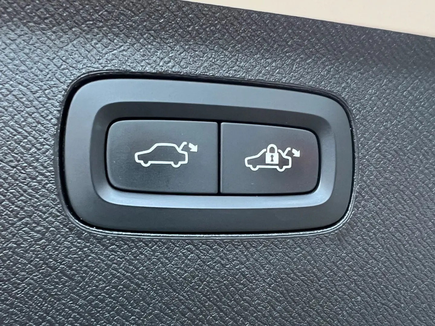 XC90 T8 AWD Inscription Expr. AHK PANO FLED el.S