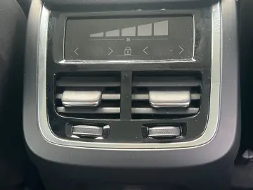 XC90 T8 AWD Inscription Expr. AHK PANO FLED el.S