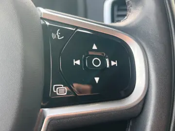 XC90 T8 AWD Inscription Expr. AHK PANO FLED el.S