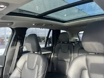 XC90 T8 AWD Inscription Expr. AHK PANO FLED el.S