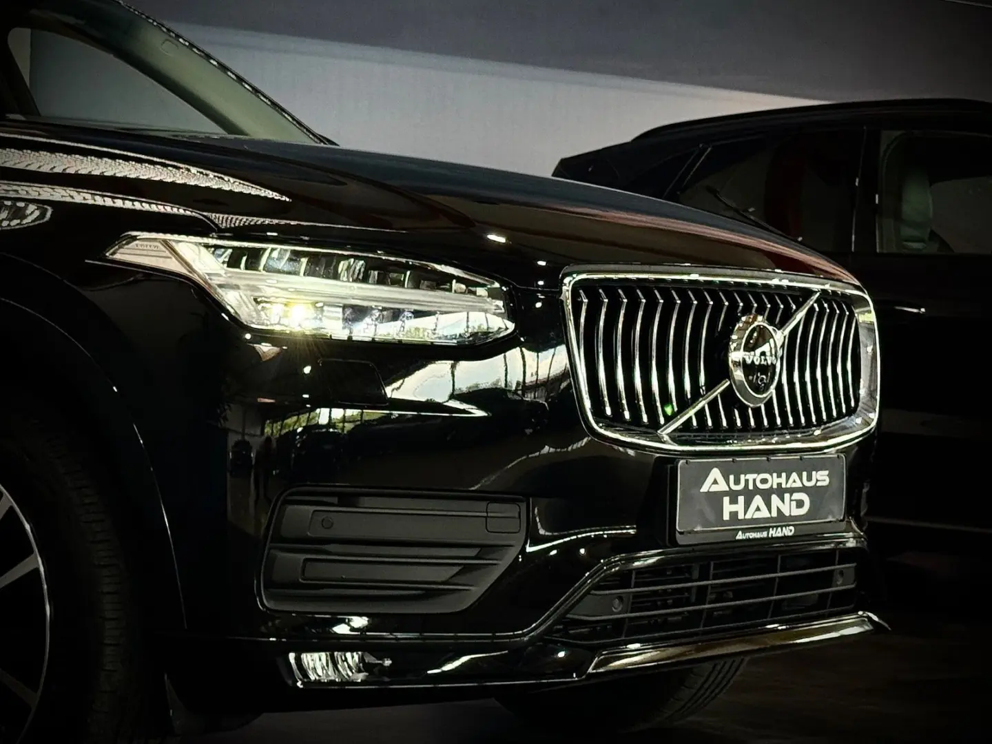 XC 90 XC90 MOMENTUM PRO AWD 360 PANO HEAD-UP 1.H