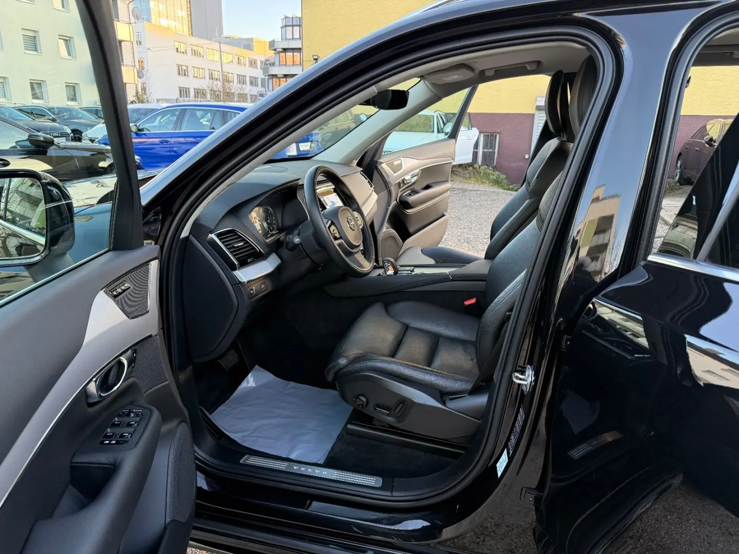 XC90 Momentum Pro AWD Memory 7-Sitze AHK Kamera