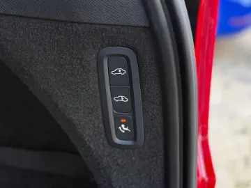 XC90 Momentum Pro AWD Memory 7-Sitze AHK Kamera