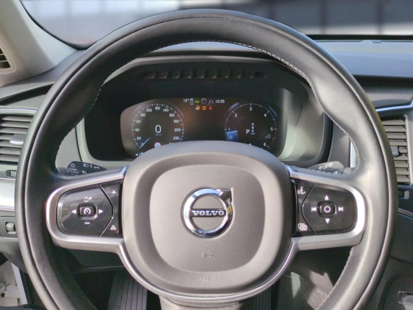 XC90 B5 (Diesel) Momentum Pro AWD cutie automata navigatie