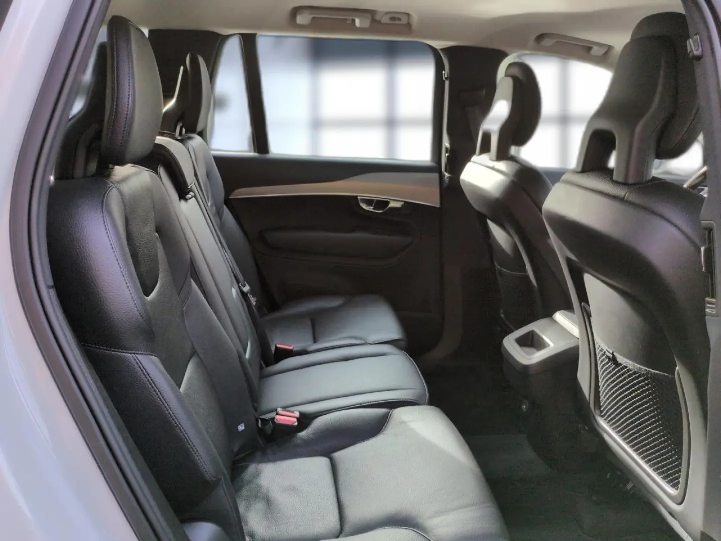 XC90 B5 (Diesel) Momentum Pro AWD cutie automata navigatie