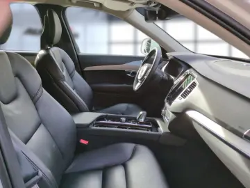 XC90 B5 (Diesel) Momentum Pro AWD cutie automata navigatie