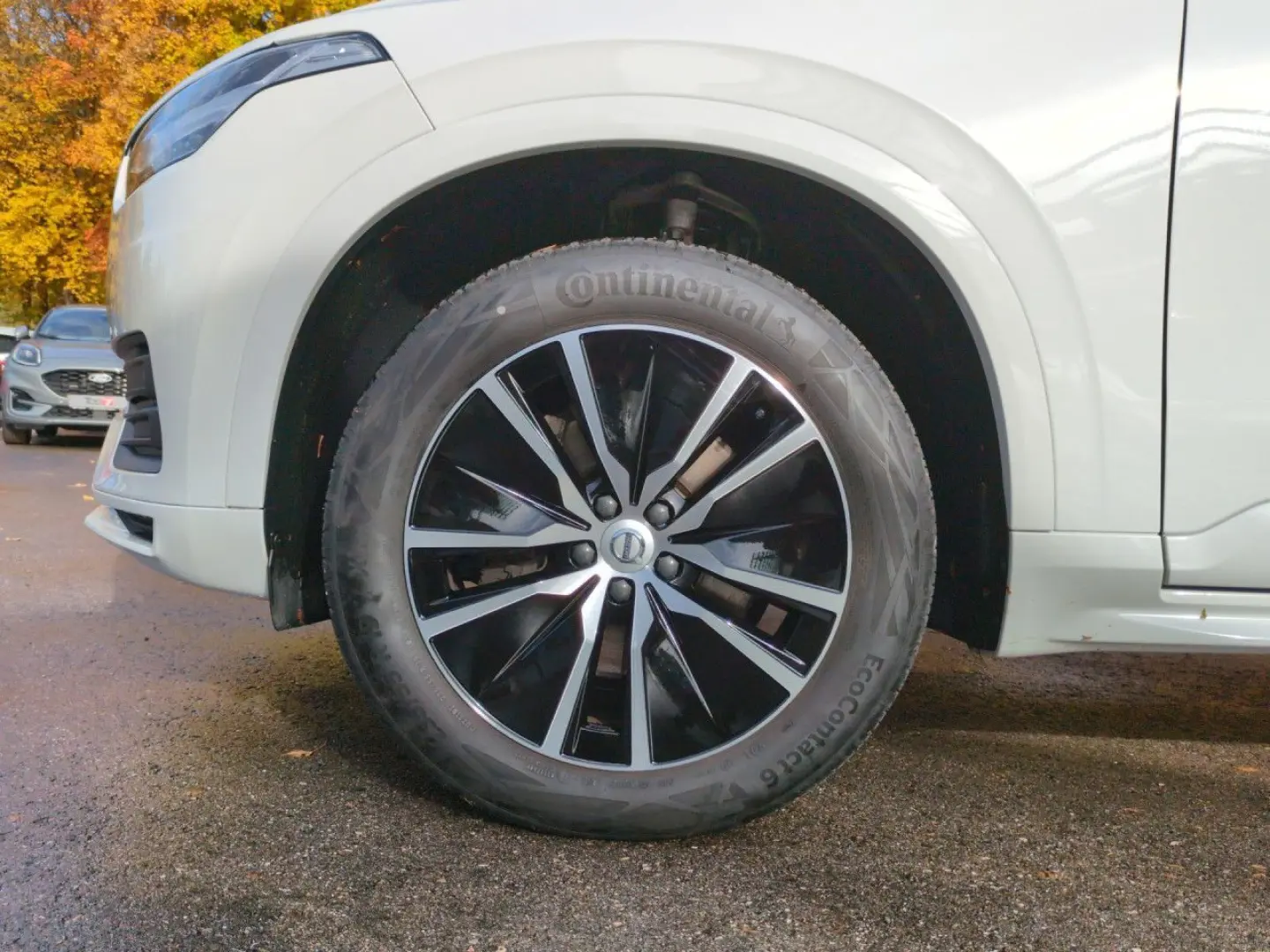 XC90 B5 (Diesel) Momentum Pro AWD cutie automata navigatie