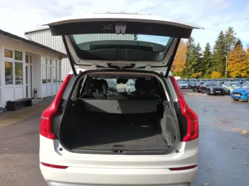 XC90 B5 (Diesel) Momentum Pro AWD cutie automata navigatie