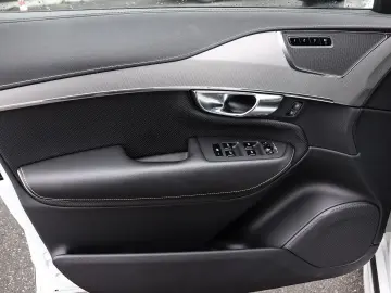 XC90 R Design AWD B5 Diesel EU6d AD AHK Navi Dig