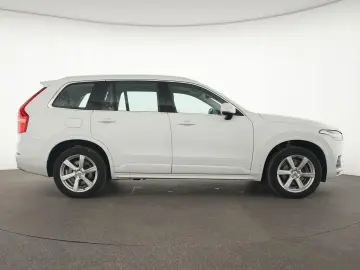 XC90 Momentum Pro Kamera360 AHK Navi CarPlay LED