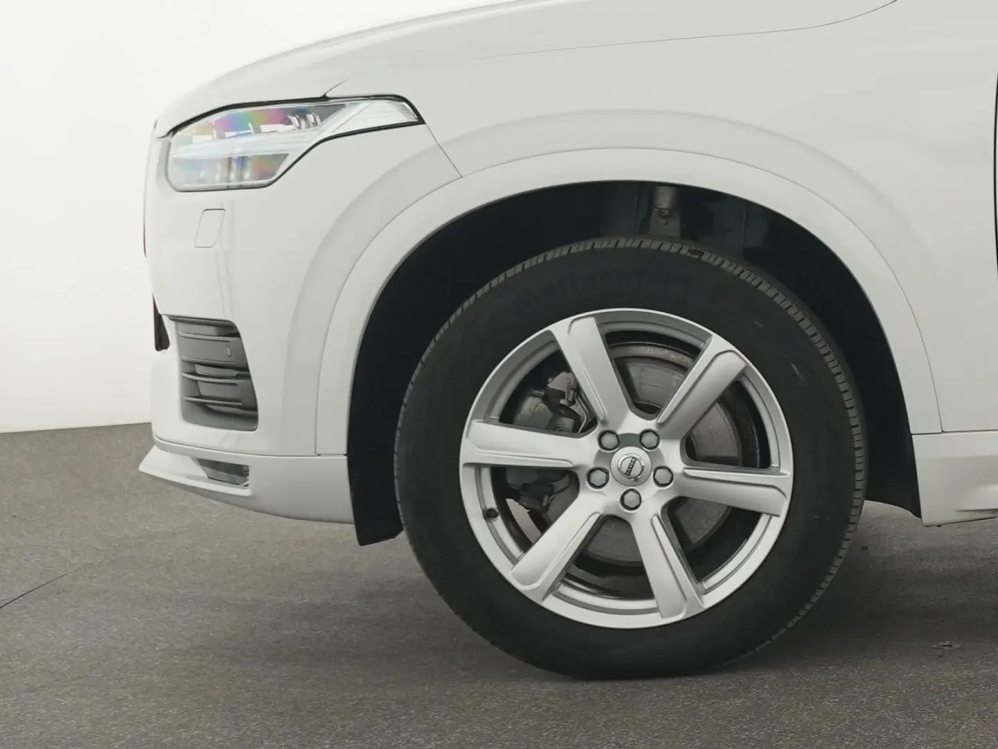 XC90 Momentum Pro Kamera360 AHK Navi CarPlay LED