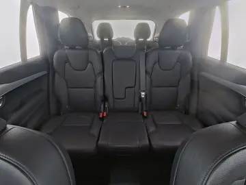 XC90 Momentum Pro Kamera360 AHK Navi CarPlay LED