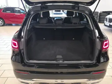 GLC 220 d 4Matic R-Cam LED Navi TeiLeder CarPlay