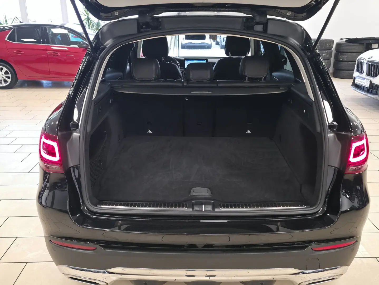 GLC 220 d 4Matic R-Cam LED Navi TeiLeder CarPlay